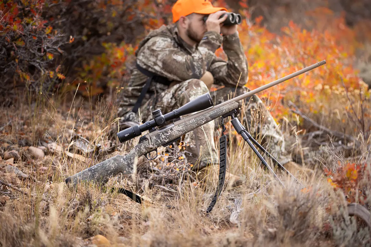 bolt-action-rifle-xpr-hunter-strata-535773208-L4