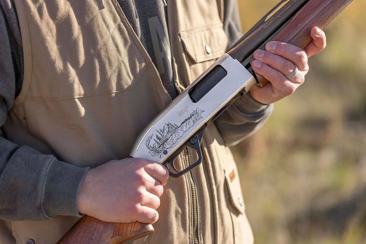 pump-shotgun-sxp-upland-field-512404392-L2