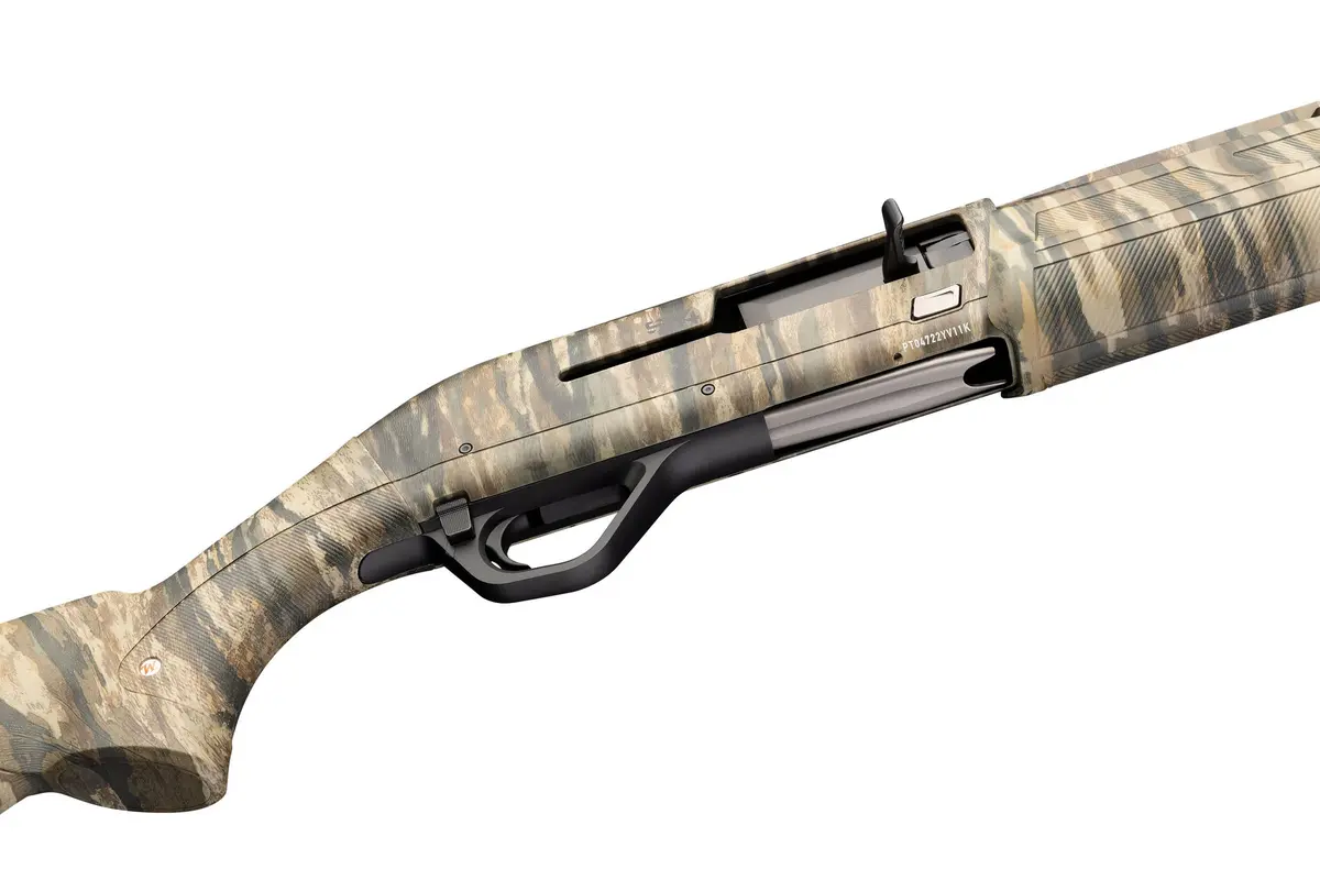 winchester-semi-auto-shotgun-sx4-waterfowl-hunter-realtree-legacy-511327292-5