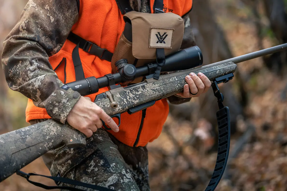 bolt-action-rifle-xpr-hunter-strata-535773208-L1