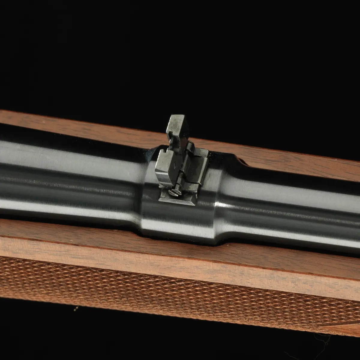 Model-70-Alaskan-MID-535205-x1hr