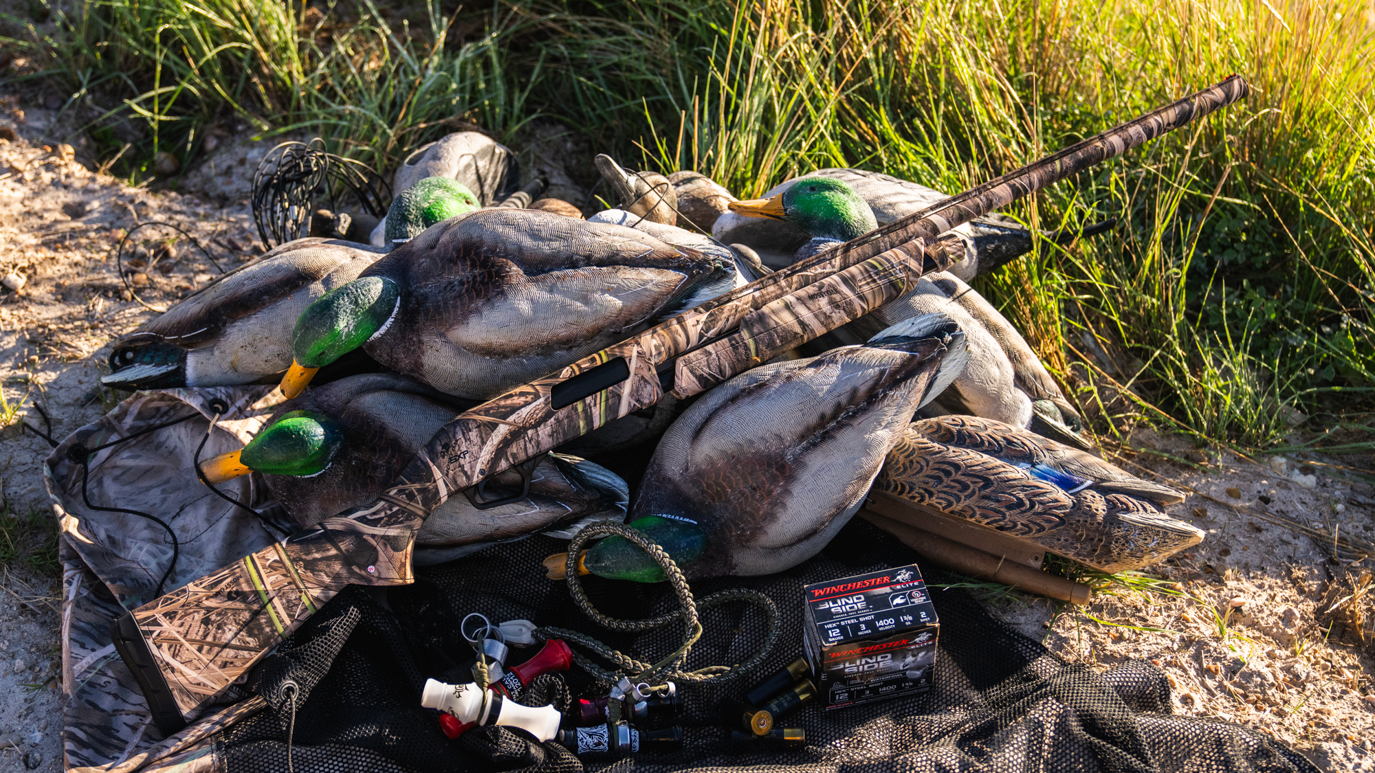 the-winchester-sxp-waterfowl-hunter-a-waterfowling-win