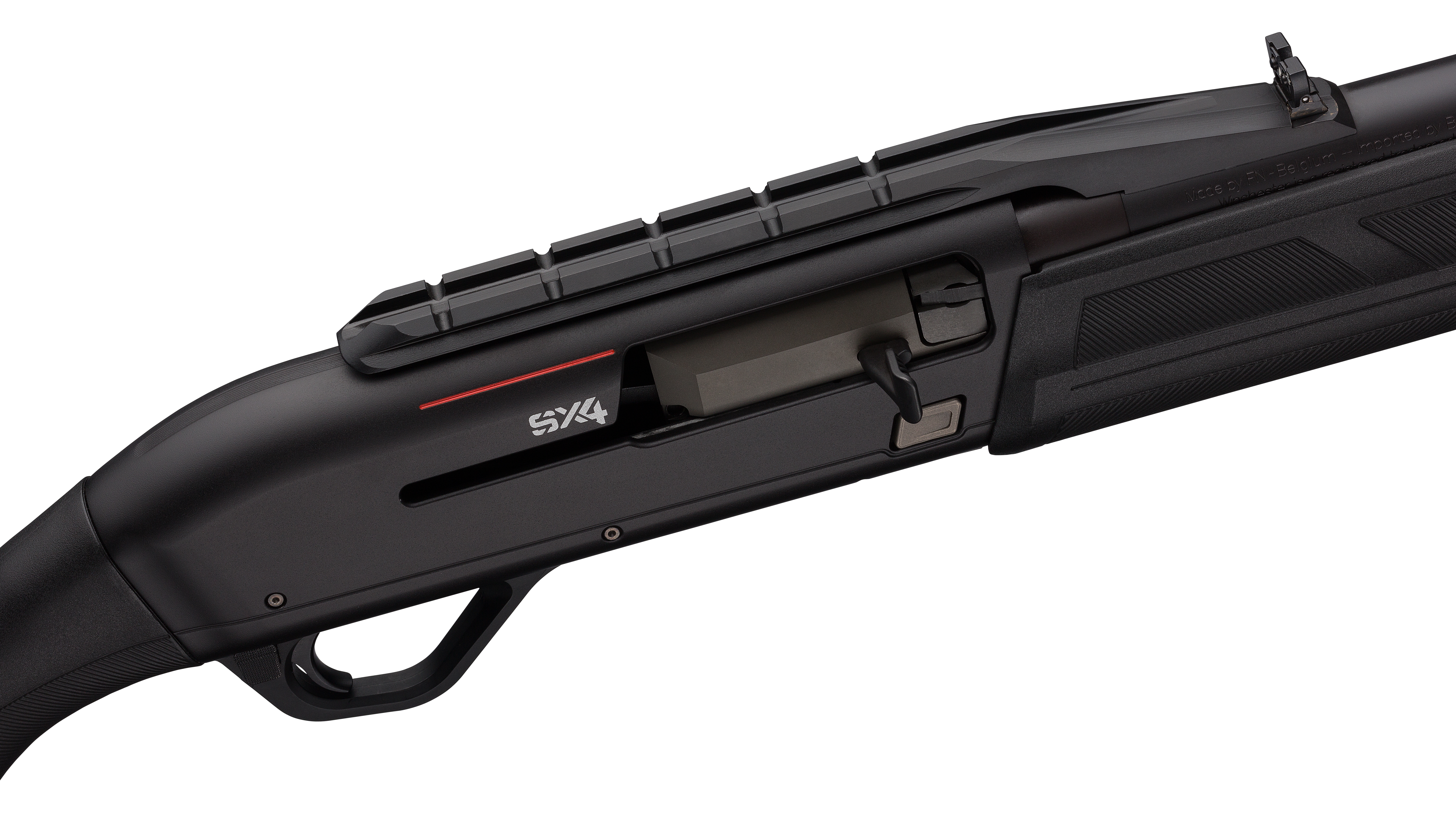 SX4 Cantilever Buck An alloy magazine tube and recoil spring system reduce weight by 0.5 lb.